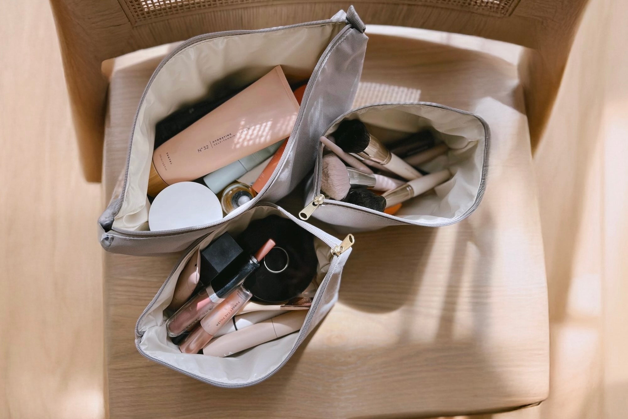 best toiletry travel bags Amazon Sellers: Best Crafted from durable vegan leather Best Toiletry Bags for Women: