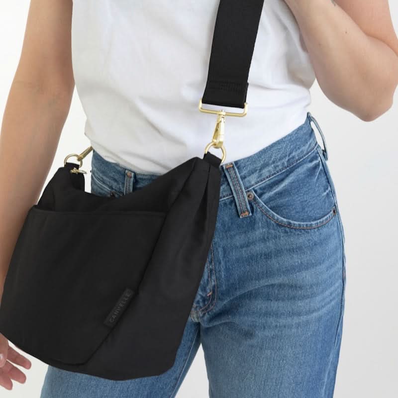 Crescent Purse