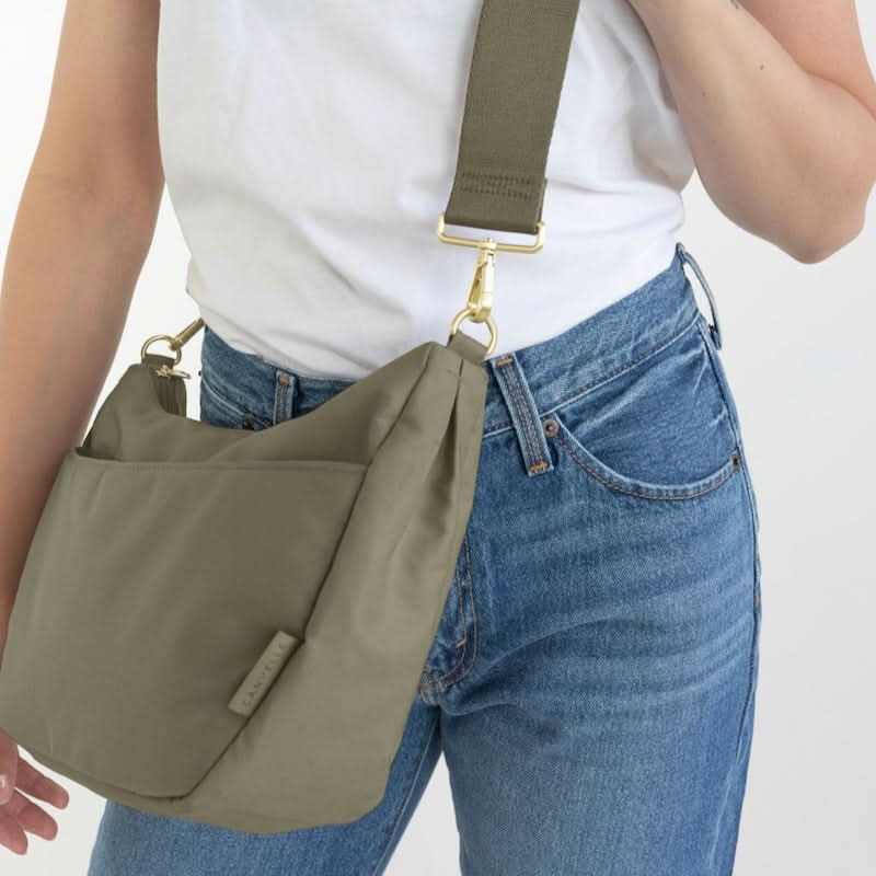 Crescent Purse