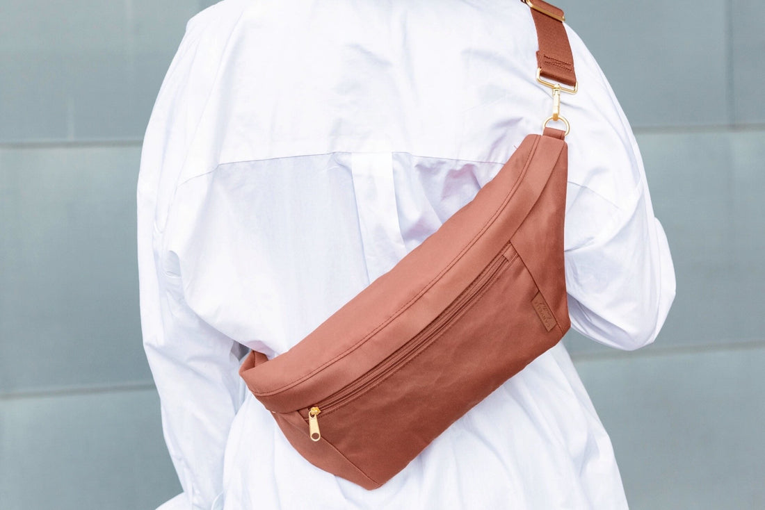 How to Wear a Fanny Pack: Style Tips for Every Occasion