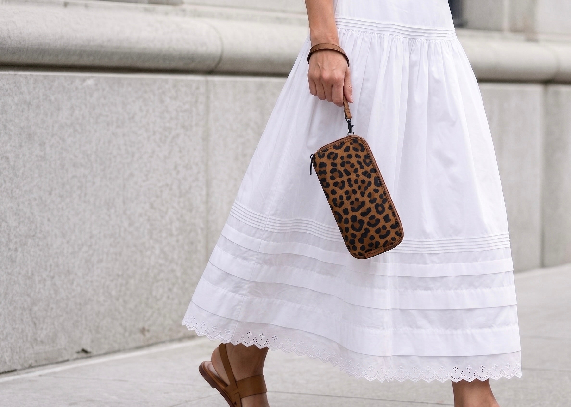 Brown Hobo Handbag for Summer