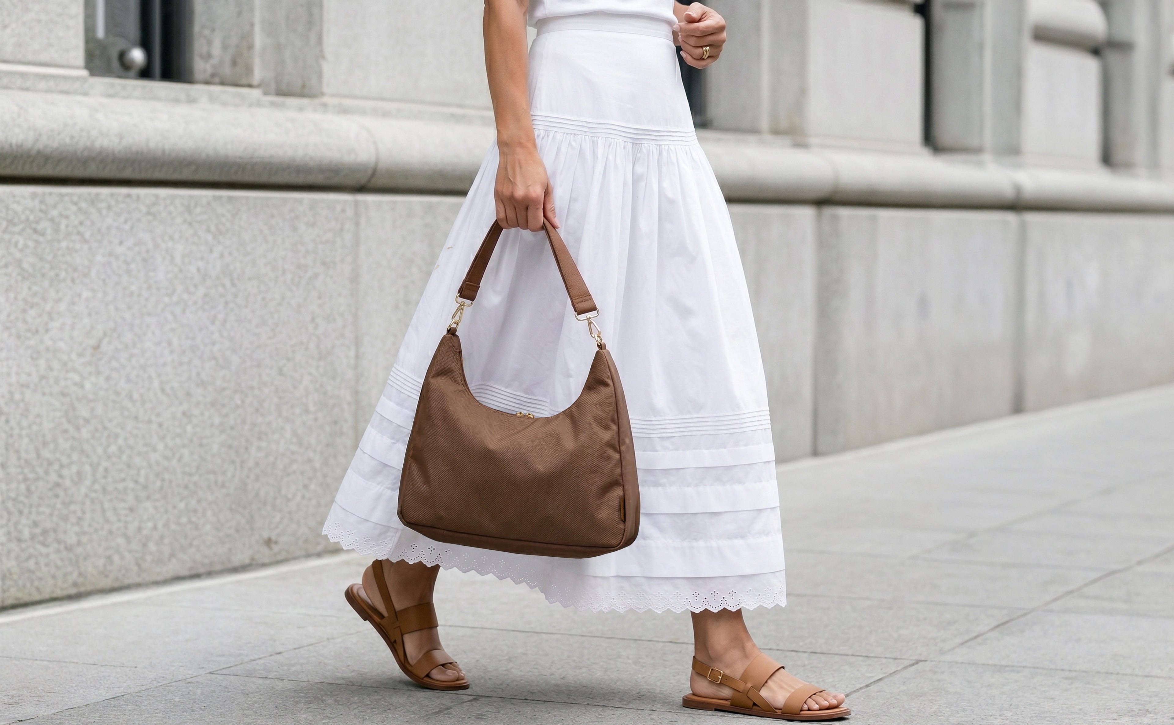 Brown Hobo Handbag for Summer