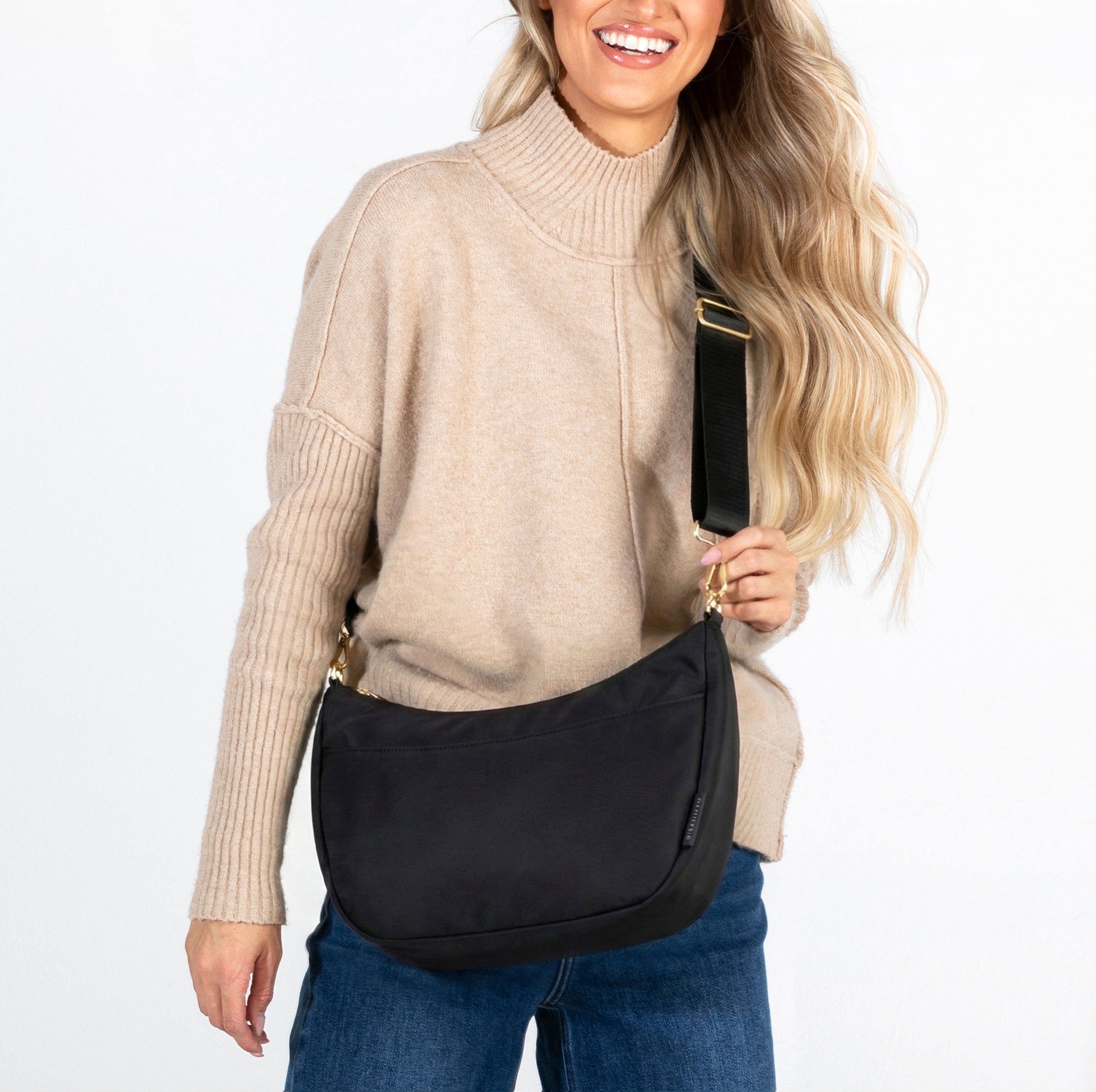 Crescent Bag – Canvelle