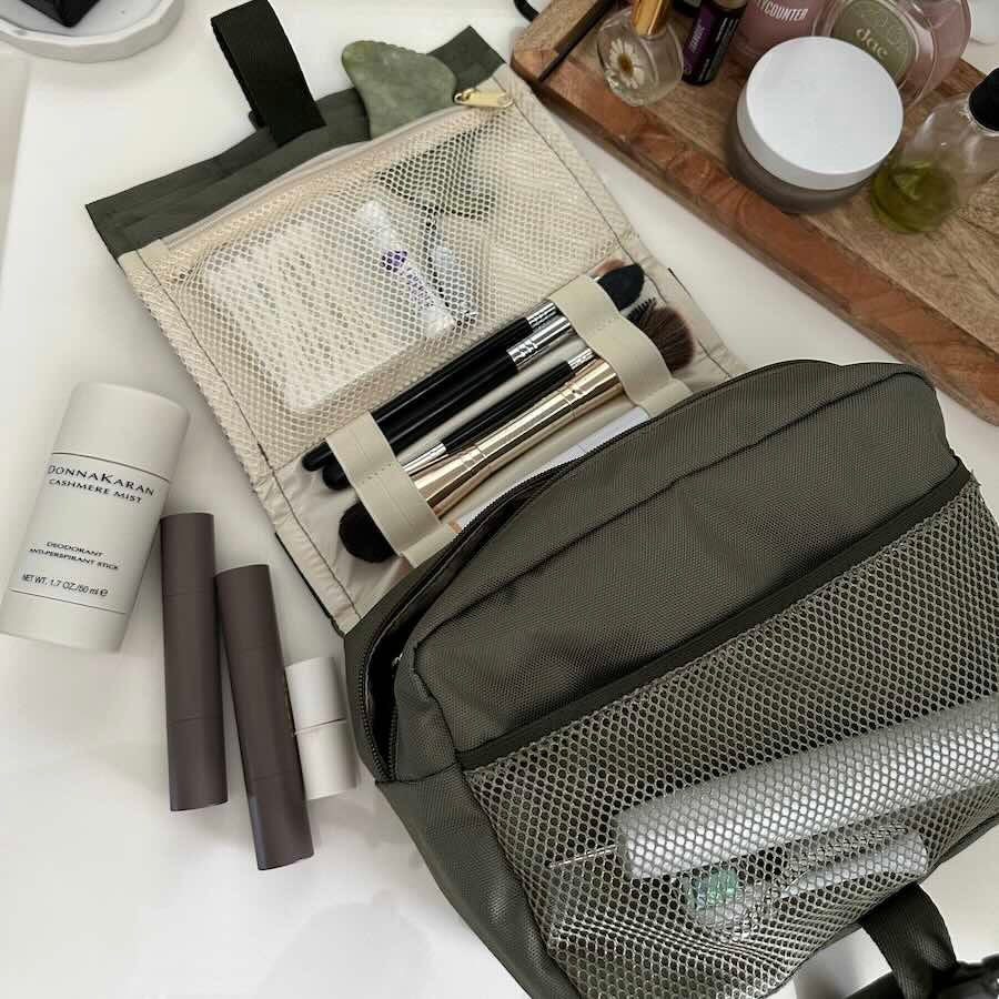 Hanging Toiletry Bag - Olive