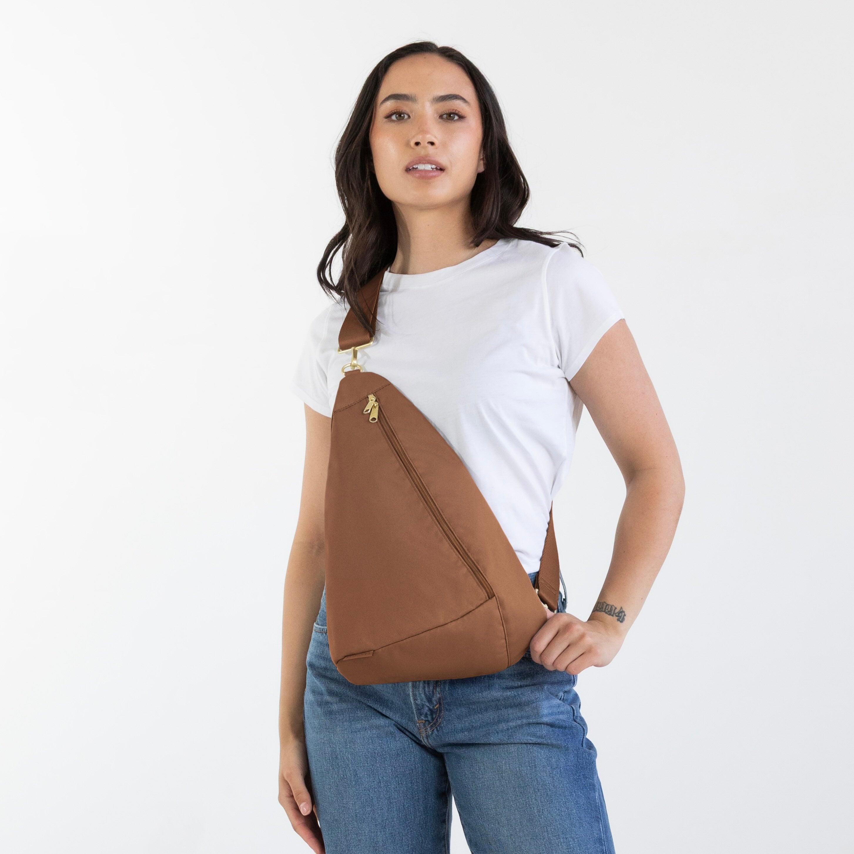 Contour Sling Bag