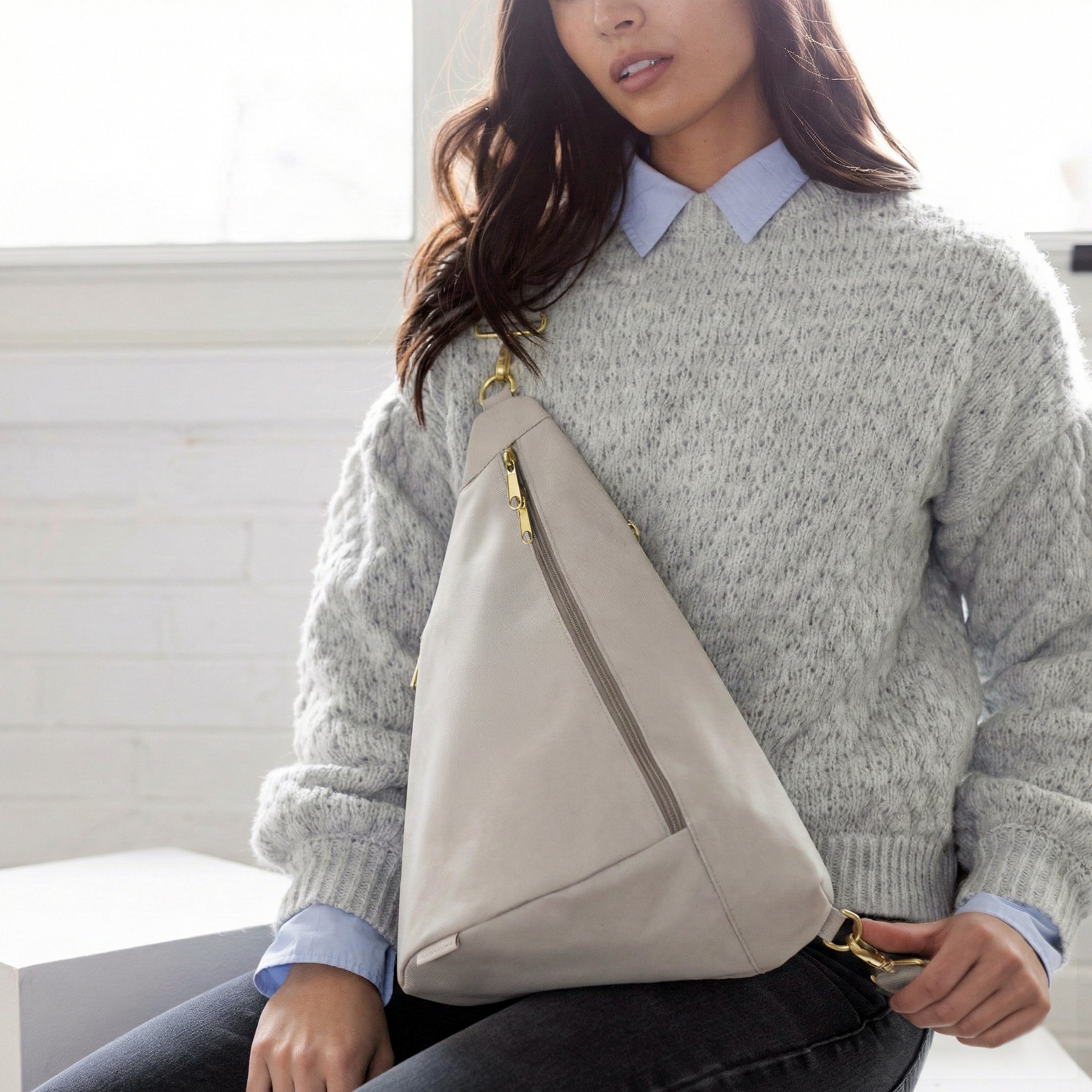 Contour Sling Bag - Machine Washable & Travel-Friendly – Canvelle