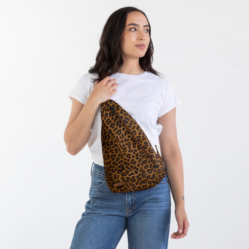 Contour Sling Bag