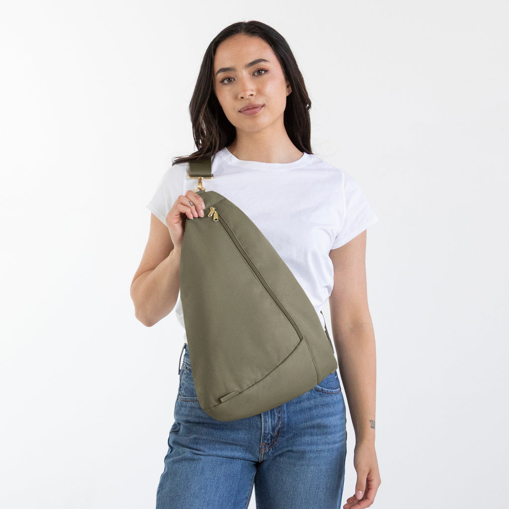 Contour Sling Bag